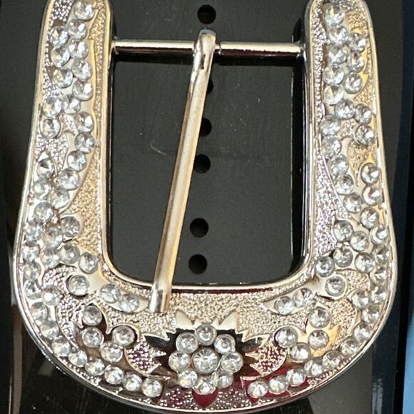 Nocona Accessories - Nocona Women’s Silver Ornate Belt Buckle New